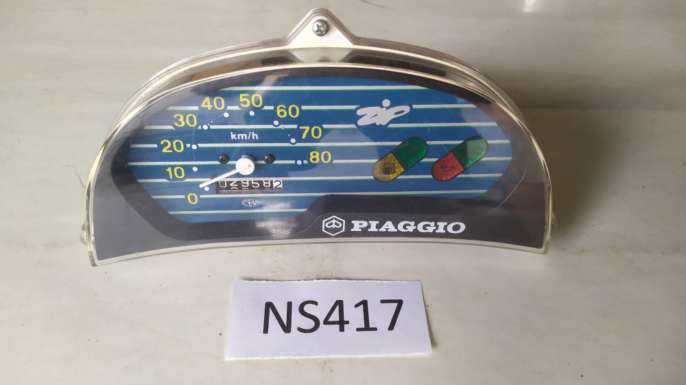 cruscotto completo di coprimanubrio usato piaggio zip cev 44889