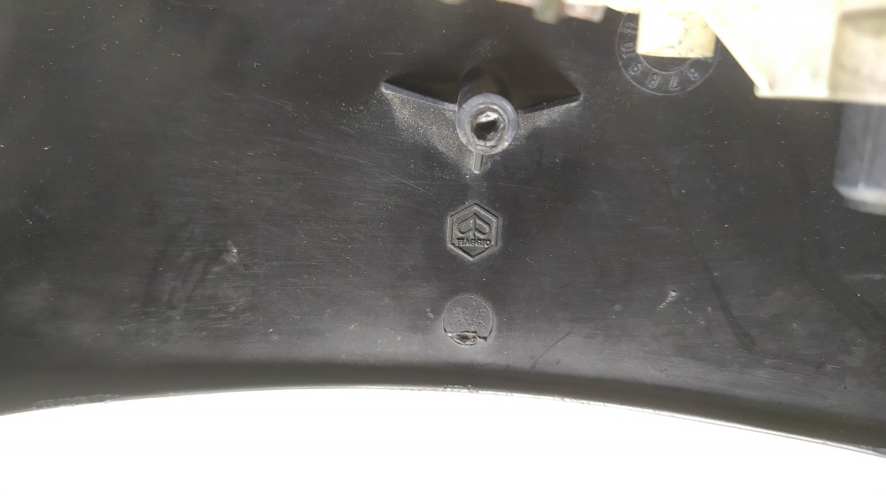 cruscotto completo di coprimanubrio usato piaggio nrg mc2