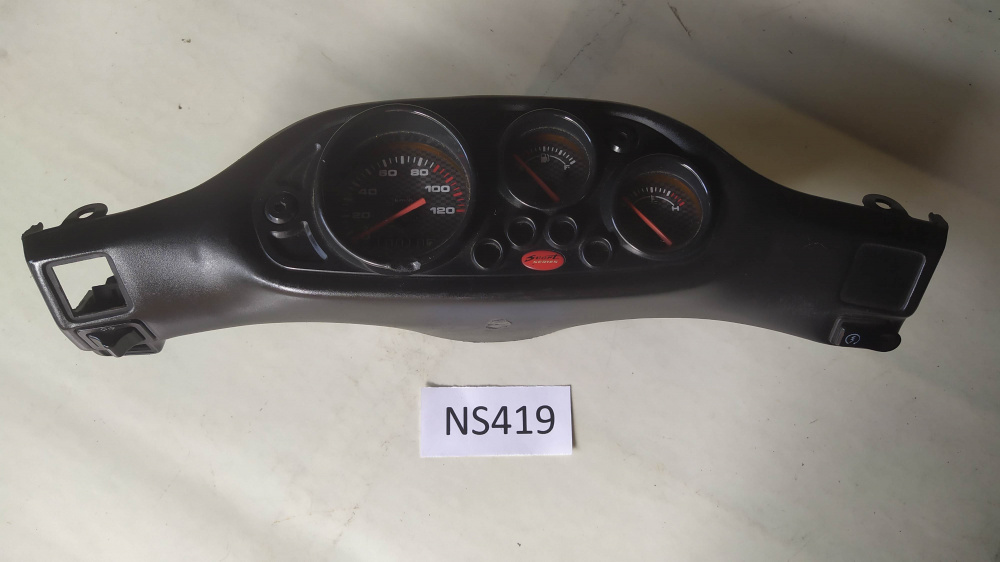cruscotto completo di coprimanubrio usato piaggio nrg mc2
