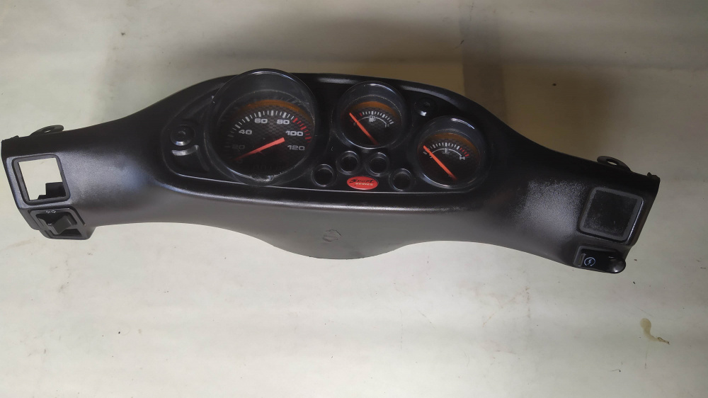 cruscotto completo di coprimanubrio usato piaggio nrg mc2