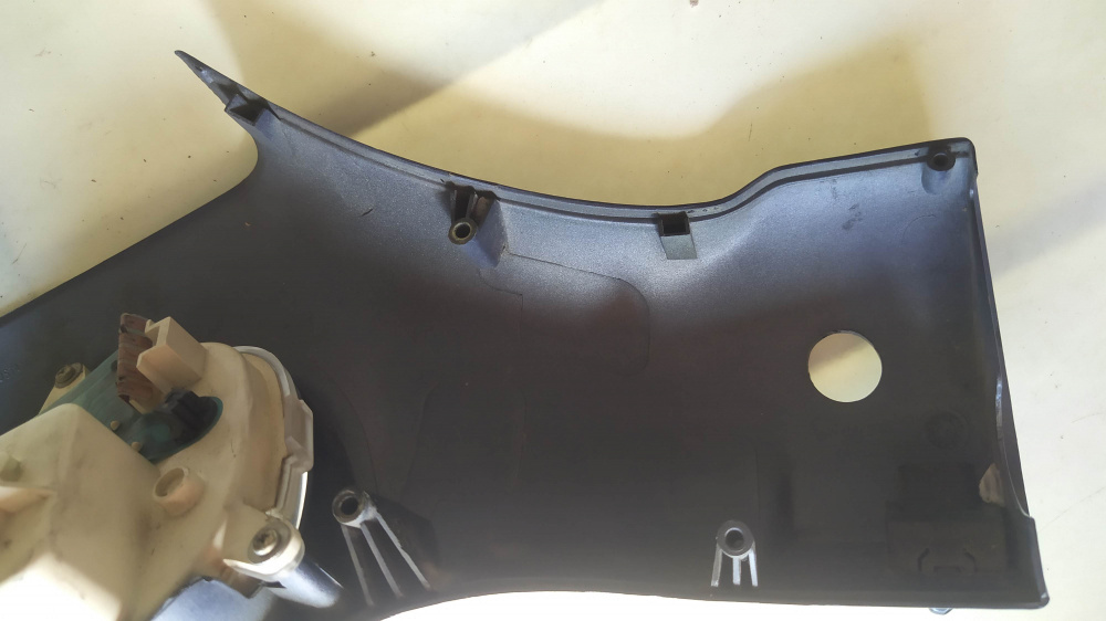 cruscotto completo di coprimanubrio usato piaggio free