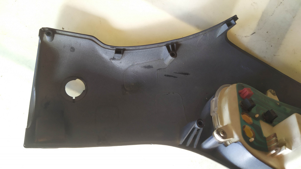 cruscotto completo di coprimanubrio usato piaggio free