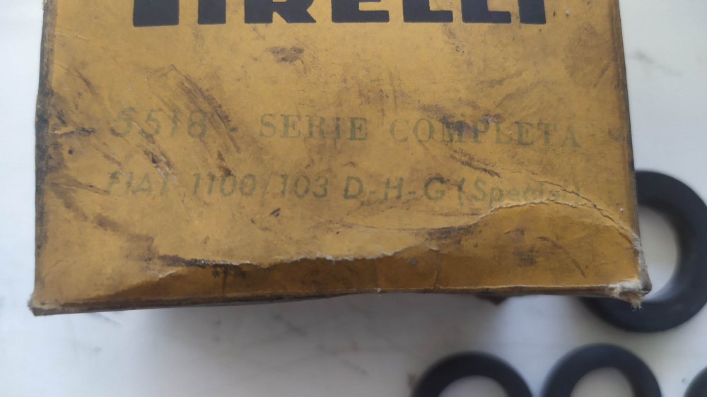 gommini pirelli non completi fiat 1100