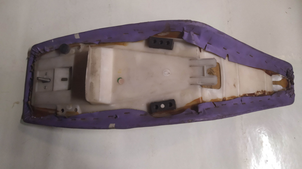 sella usata aprilia rx 50 viola
