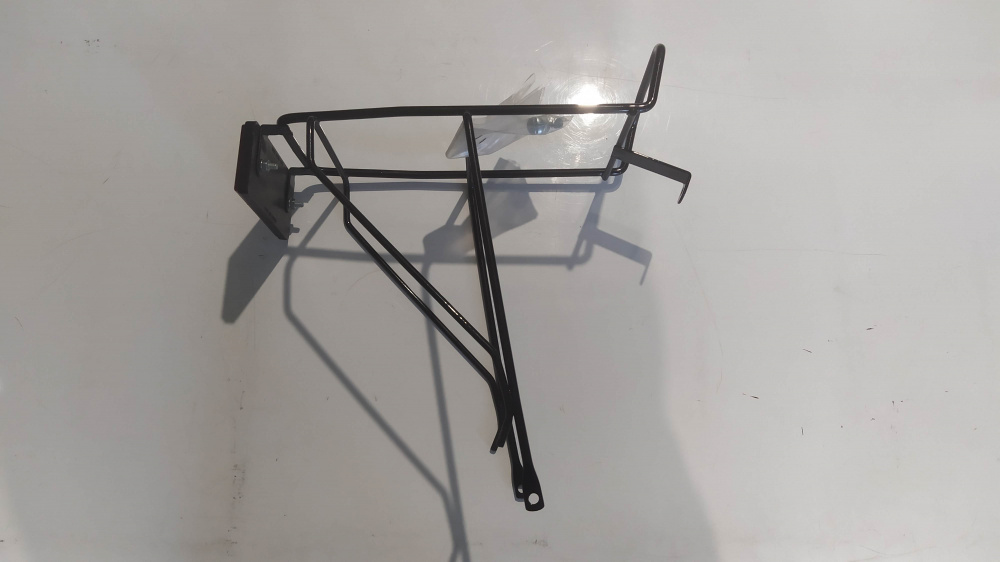 portapacchi posteriore con catadriotto x bicicletta - vedere misure -