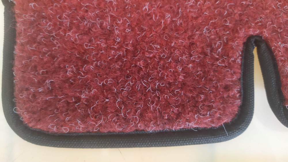 kit tappetini rossi salvarumori per bauletto vespa p125 - 150x - p200e