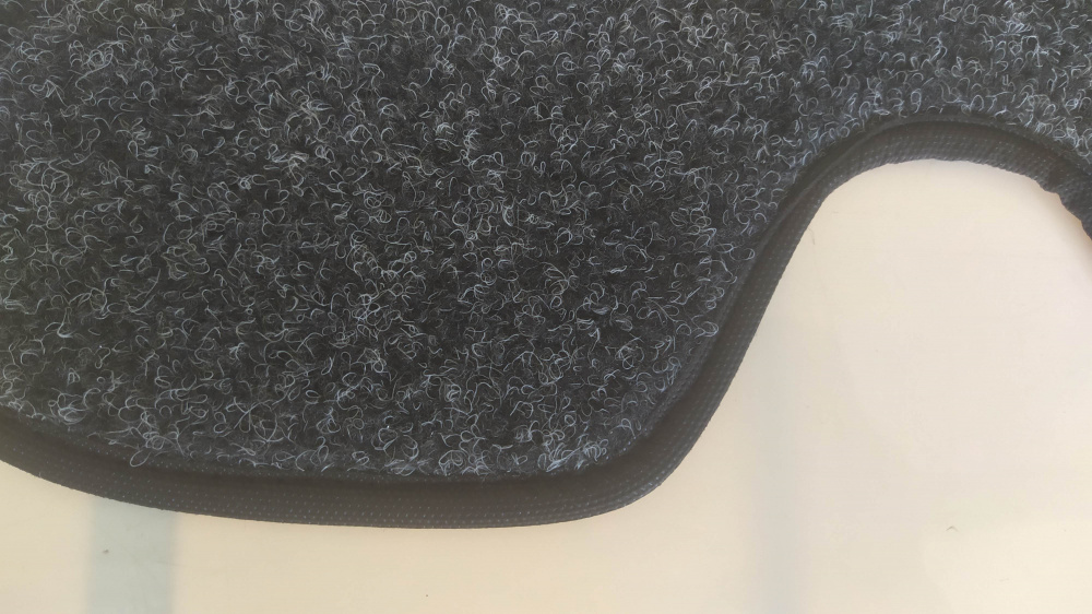kit tappetini nero perlato salvarumori per bauletto vespa p125 - 150x - p200e