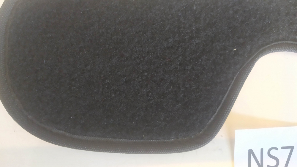 tappetino inferiore nero salvarumori per bauletto vespa p125 - 150x - p200e