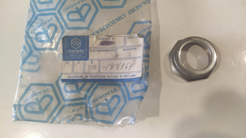 dado sterzo superiore originale piaggio ciao e grillo