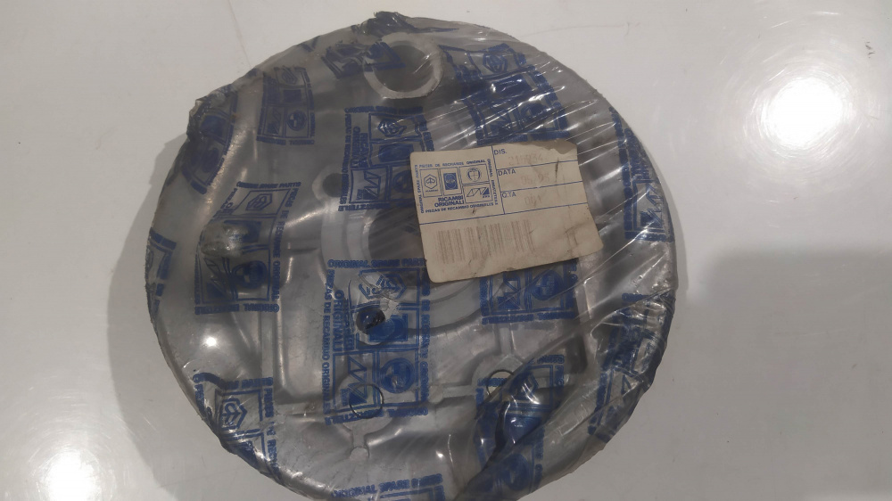piatto portaganasce originale 991815 nuovo piaggio vespa 50 pk