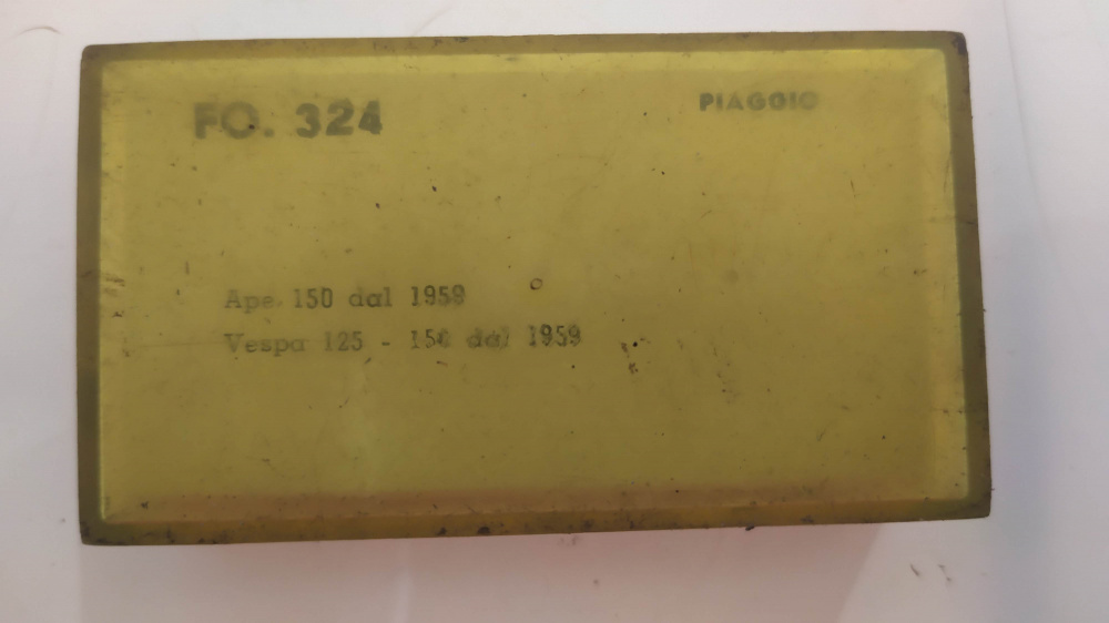 puntine epoca piaggio fo 324 ape 150 ´59 - vespa 125/150 ´59