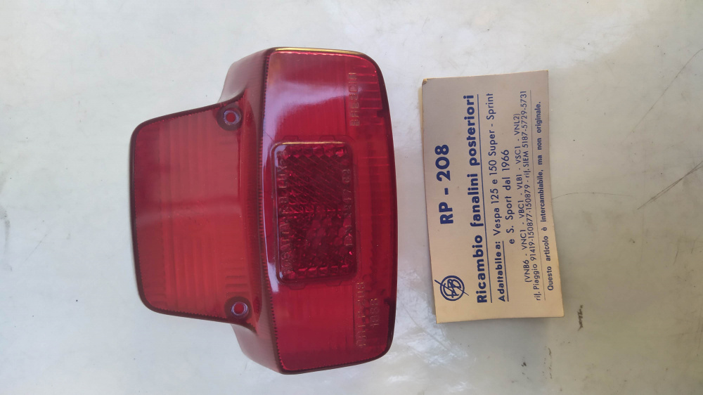 lente fanale posteriore bosatta piaggio vespa vnb6 - vbc1 - vlb1 - vsc1 - vnl2