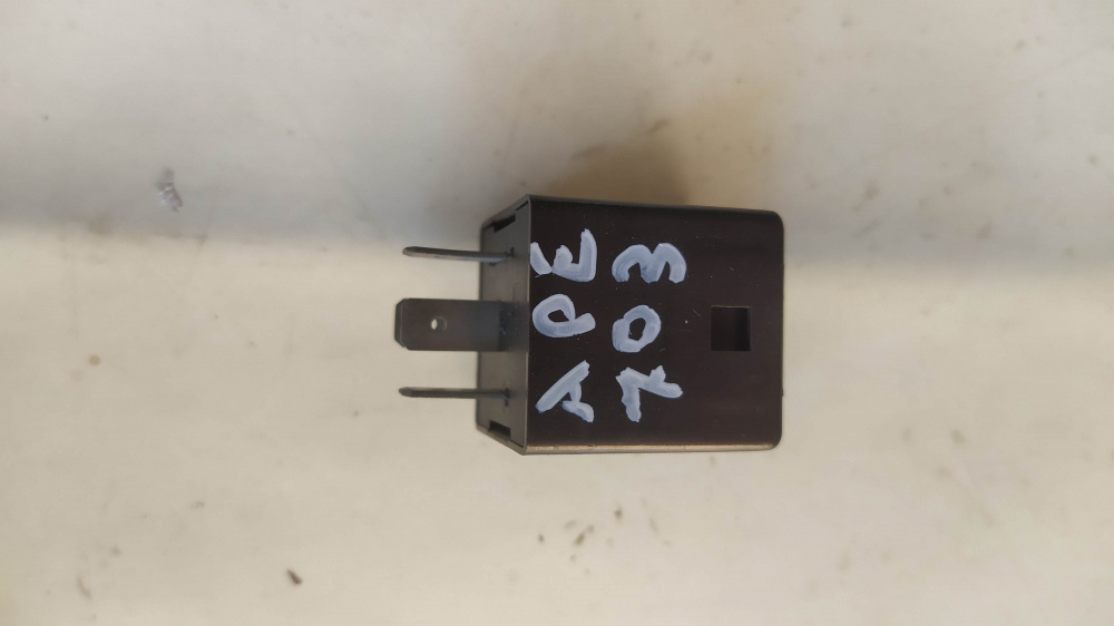 rele´ interruttore piaggio ape 703 12v-42/92w