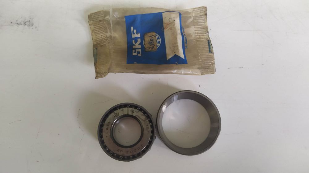cuscinetto skf 30203 j2